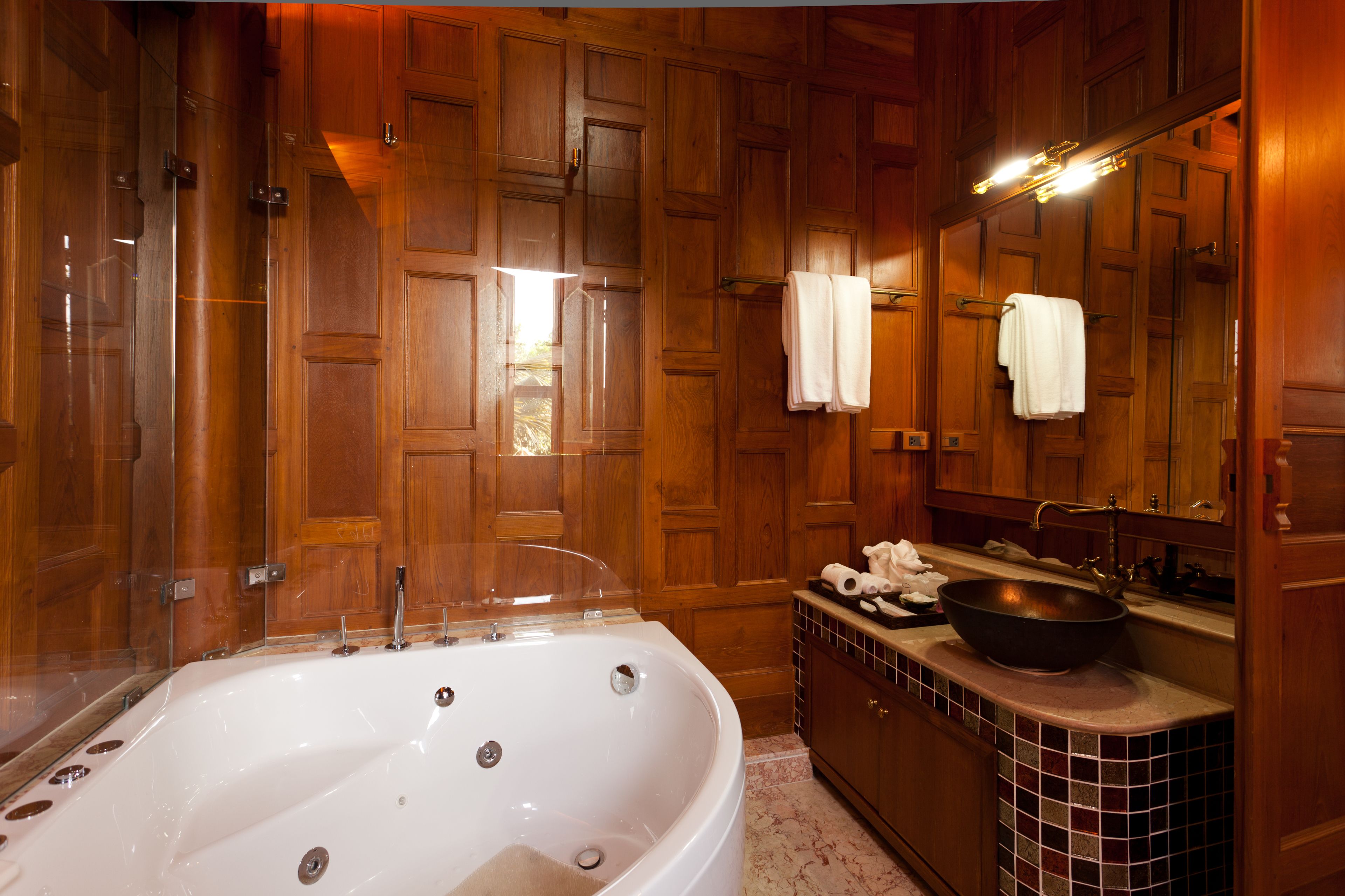 3-bedroom thai house  | bathroom | free toiletries, hair dryer, bathrobes, slippers