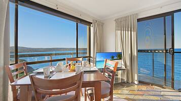 2 Bedroom Apartment - Panorama | Living room | Flat-screen TV