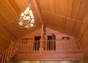 Cabaña, 4 habitaciones | Camas extra y wifi gratis