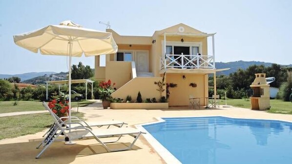 Villa, 2 chambres (Fivos) | Terrasse/Patio
