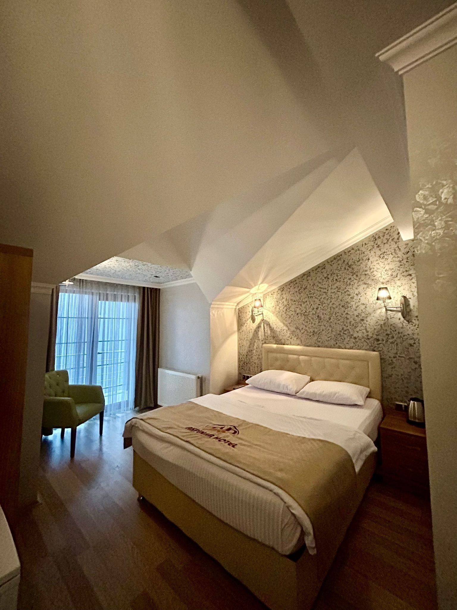 Standard Double Room | Soundproofing, iron/ironing board, free WiFi, bed sheets