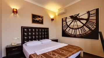 Standard Double Room | Minibar, desk, iron/ironing board, free WiFi