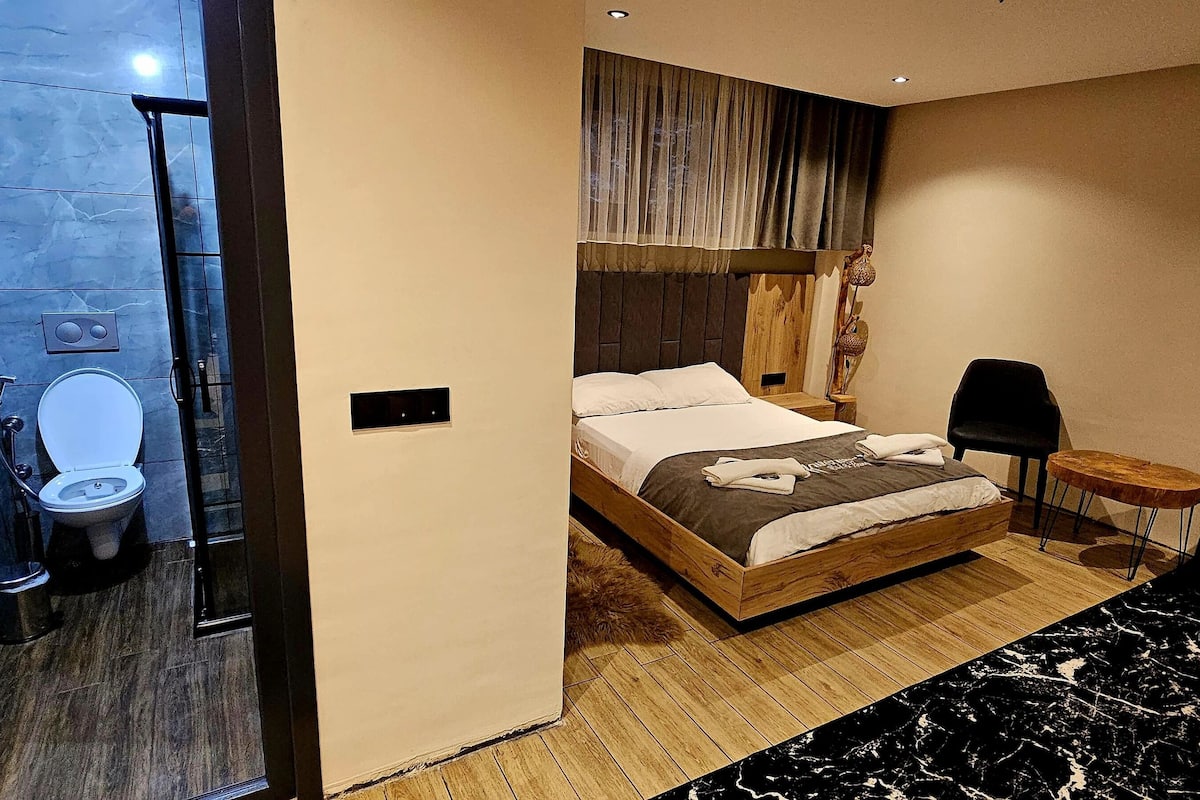 Exclusive Suite