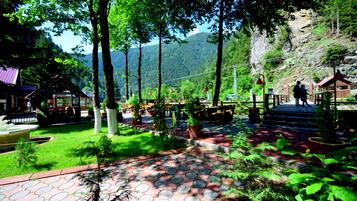 Se sirven desayunos, almuerzos y cenas