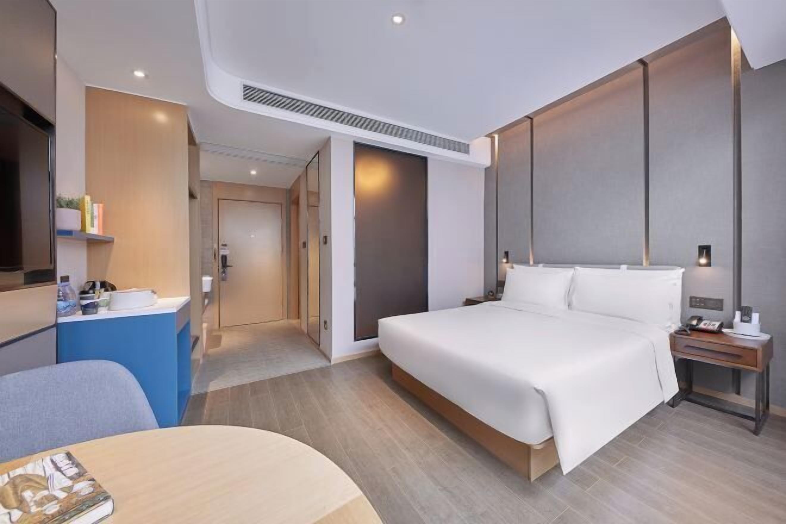 Cots/infant beds