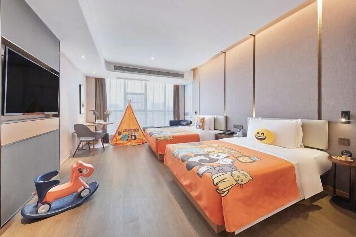 Cots/infant beds