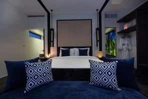 King Suite With Balcony - Monthara Angkor Residence (Siem Reap)