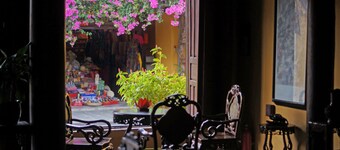 Vinh Hung Heritage Hotel