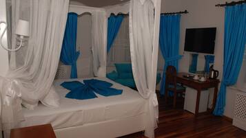 Romantisk rom, badstue | Minibar og wi-fi (inkludert)