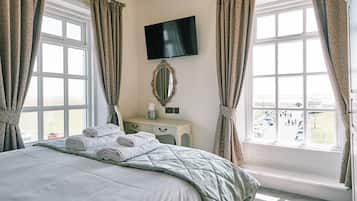 Habitación estándar doble, baño privado, vistas al mar | Vistas desde el alojamiento