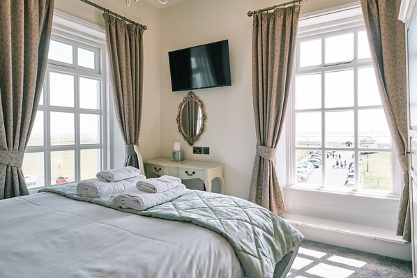 Standard Double Room, Ensuite, Sea View | View from property