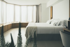 Egyptian cotton sheets, premium bedding, pillow-top beds, minibar - Es Princep - The Leading Hotels of the World (Palma de Mallorca)