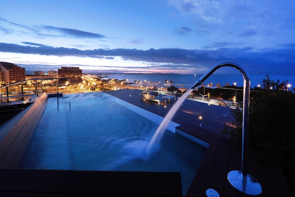 Indoor pool, outdoor pool, pool loungers