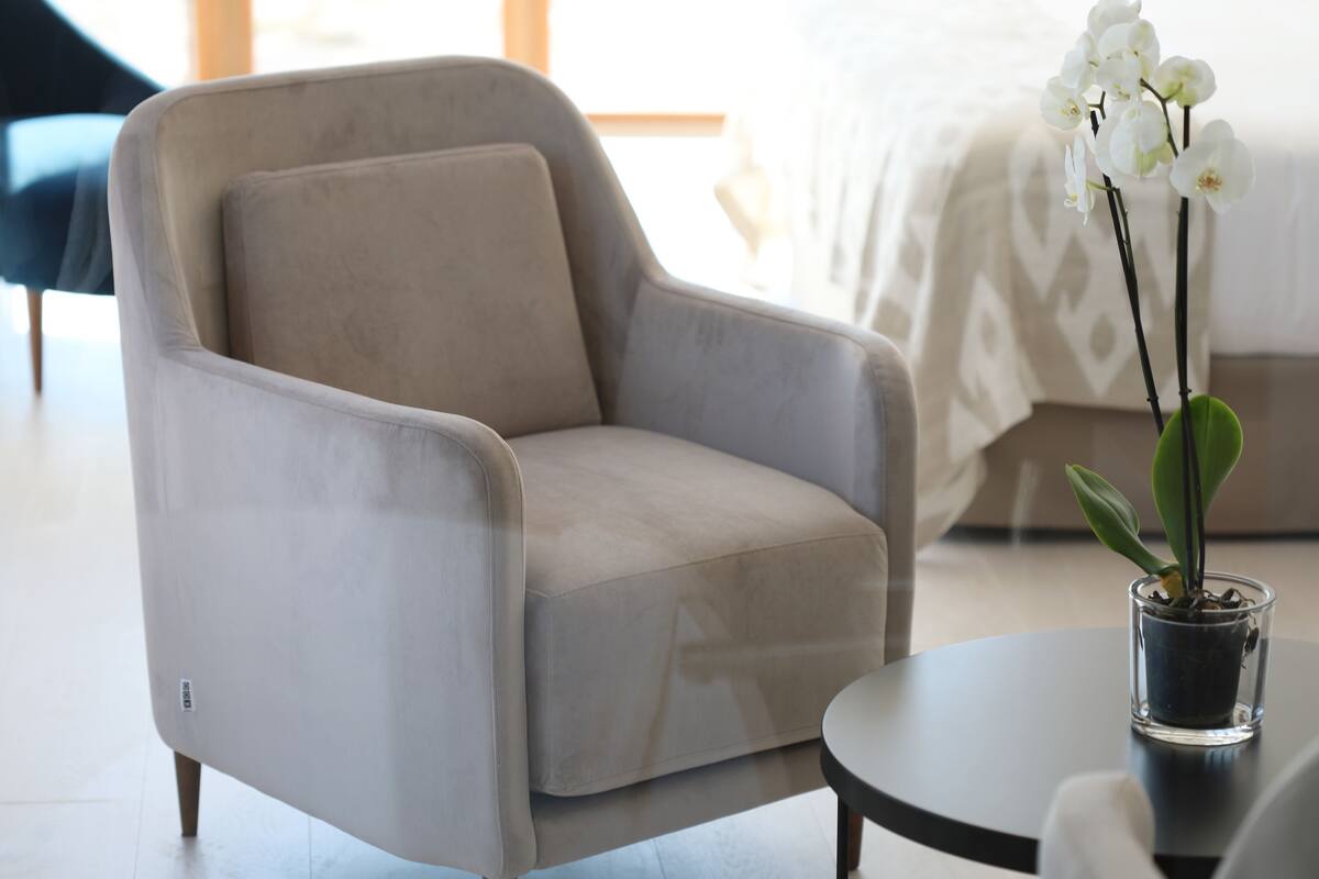 1 bedroom, egyptian cotton sheets, premium bedding, pillow-top beds