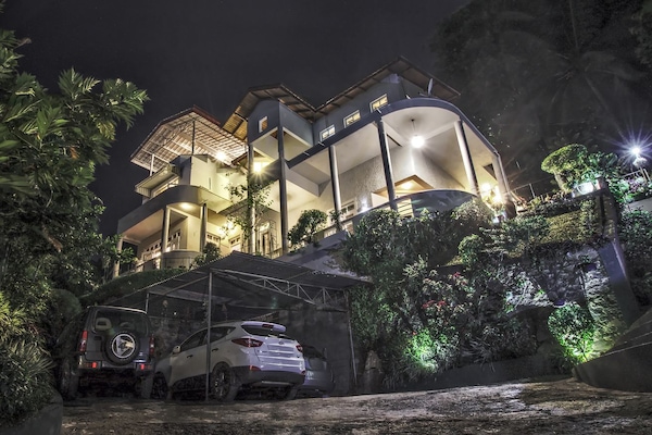 Fassade der Unterkunft â Abend/Nacht