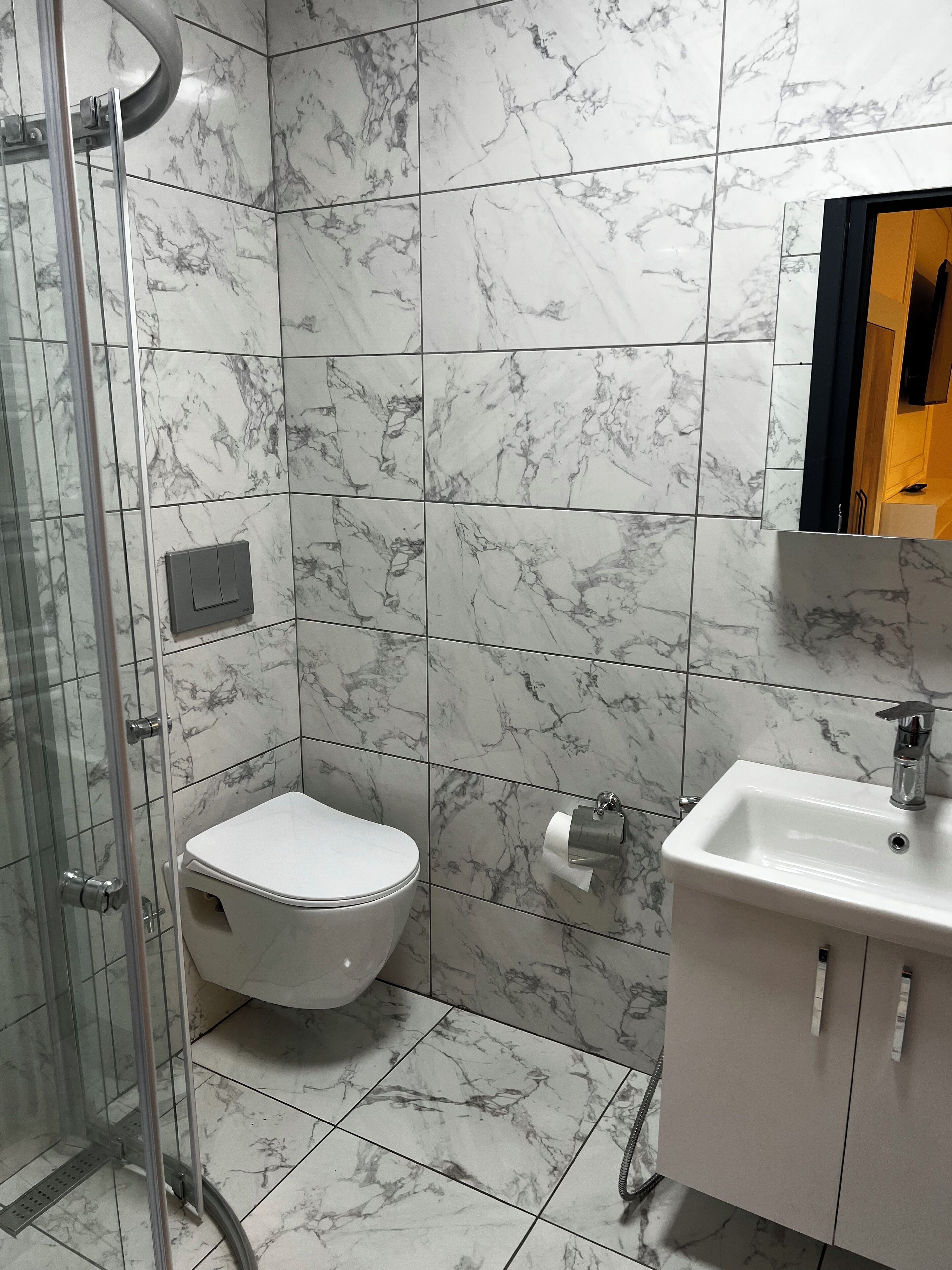 family apartment, 2 bedrooms, river view, mountainside | bathroom | shower, rainfall showerhead, free toiletries, hair dryer