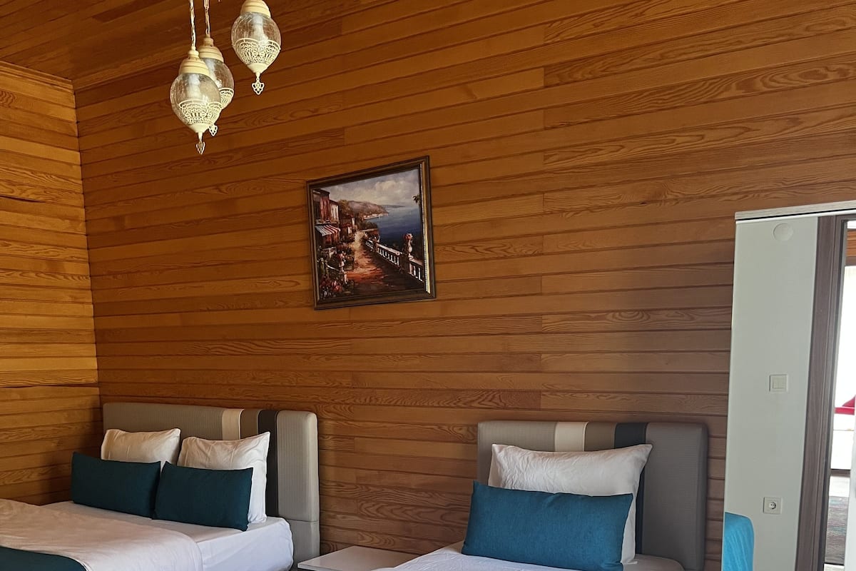 family bungalow | 1 bedroom, minibar, individually furnished, desk