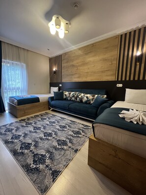 Quadruple Room, Mountain View | 1 bedroom, minibar, individually furnished, desk - Mego Suite Otel (Çaykara)