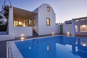 Vila, 2 quartos, piscina particular | Terraço/pátio