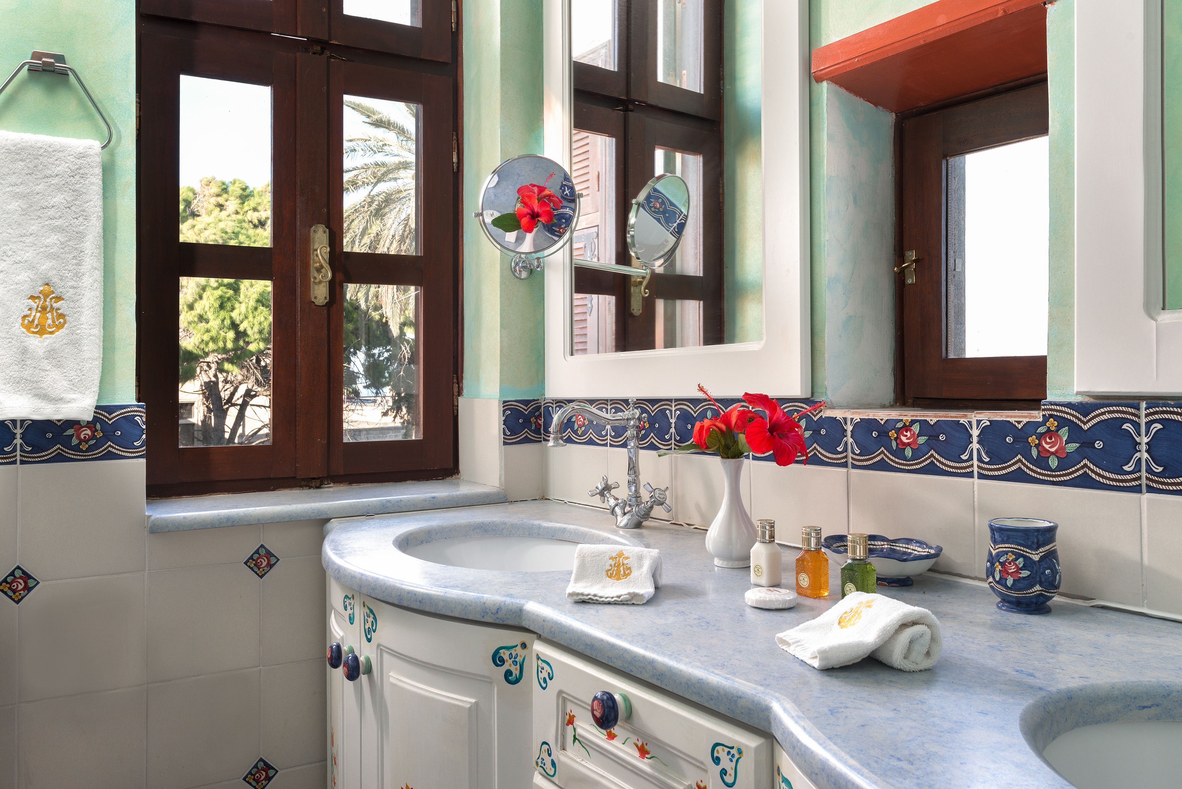 Photo - Nikos Takis Fashion Boutique Hotel