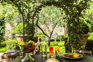 Restauration extérieure