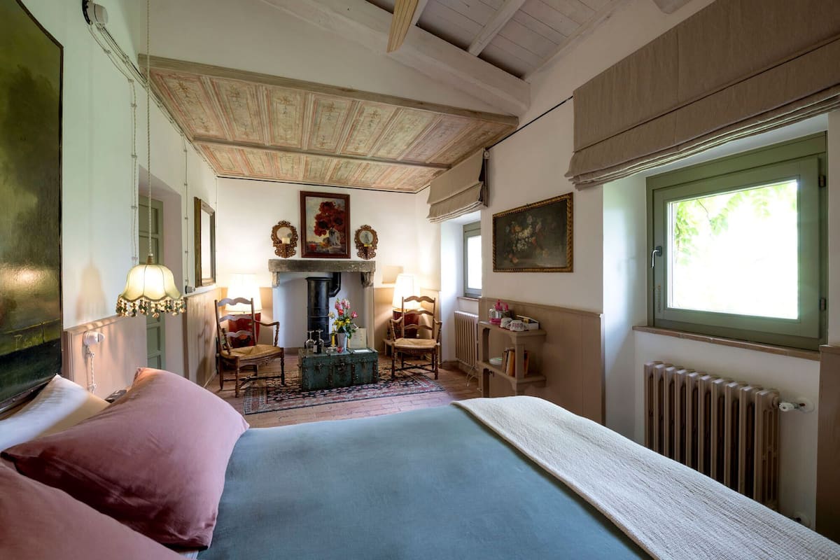 1 bedroom, premium bedding, minibar, desk