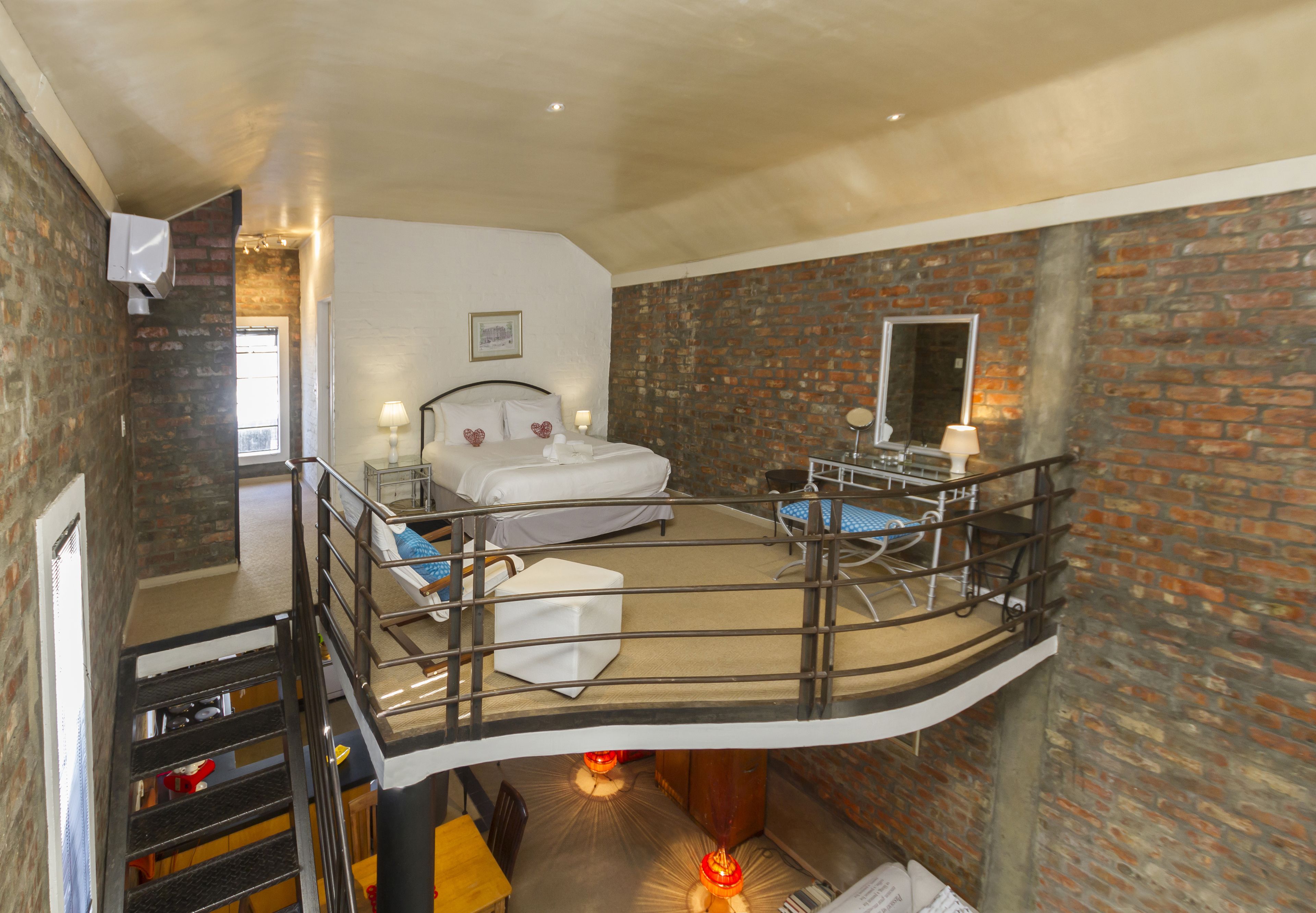 Loft Deluxe, 1 grand lit, vue ville | Literie de qualité supérieure, coffres-forts dans les chambres