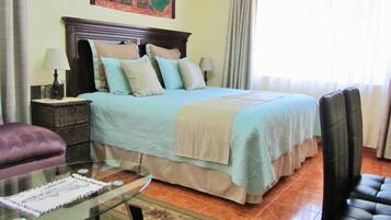 Suite, 1 King Bed, Garden View | Desk, blackout curtains, rollaway beds, free WiFi
