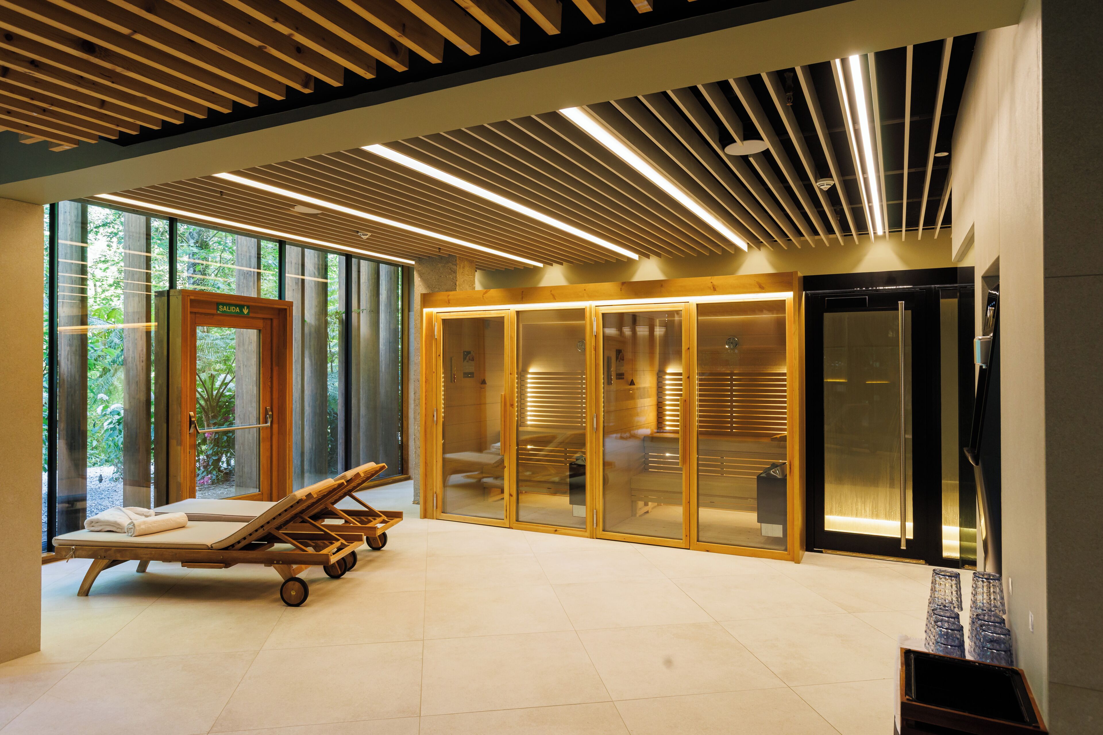Phòng xông hơi sauna