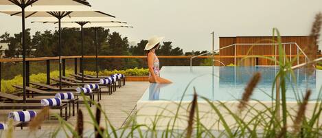 Rooftop pool