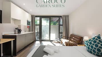 Studio Suite, 1 Double Bed, Balcony, Garden View