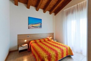 Appartement Supérieur, 2 chambres | Lits bébé (gratuits)