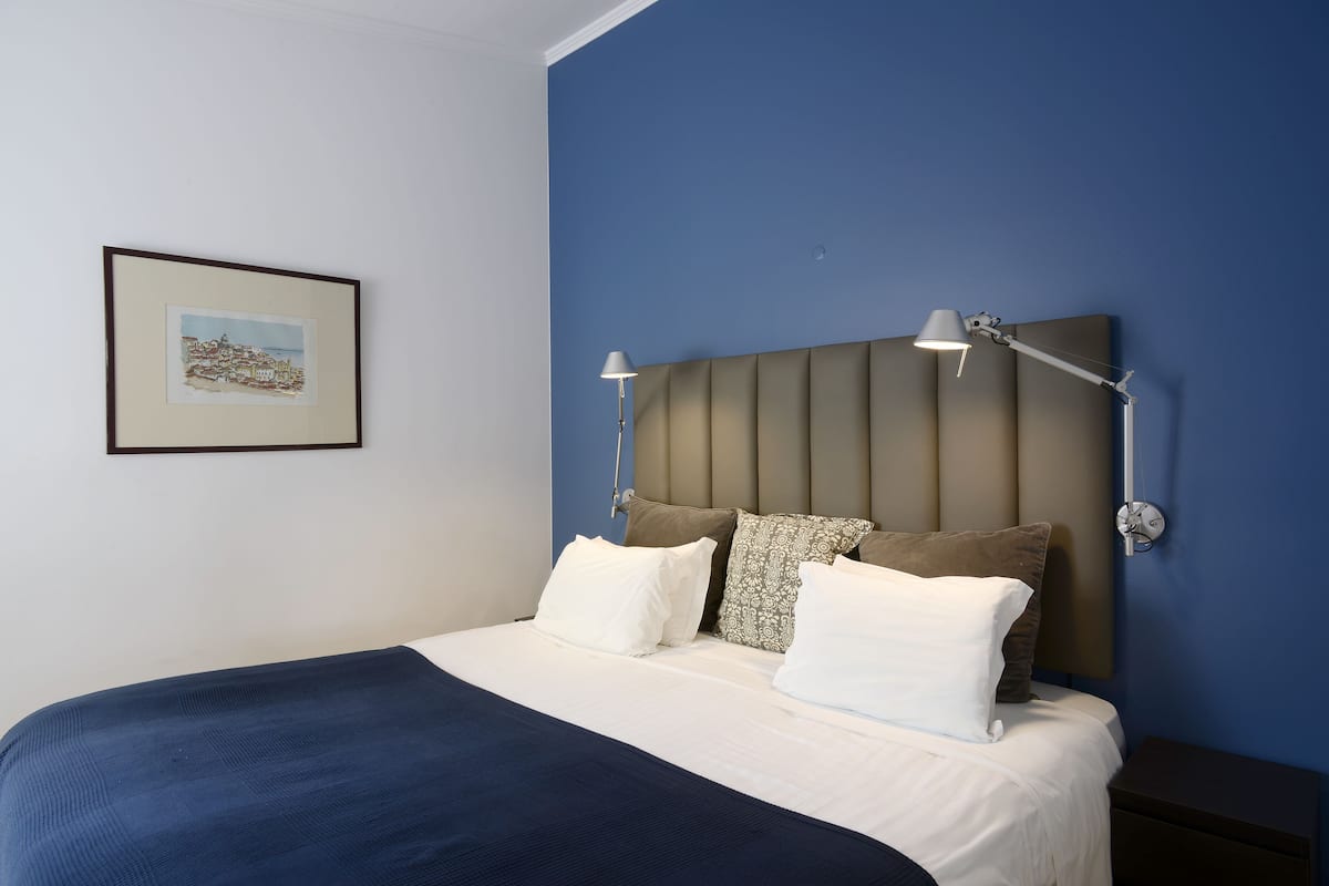 Superior appartement, 1 slaapkamer, uitzicht op stad | 1 slaapkamer, hypoallergeen beddengoed, een kluis op de kamer