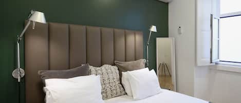 คอมฟอร์ทอพาร์ทเมนท์, 1 ห้องนอน | เครื่องนอนป้องกันสารก่อภูมิแพ้, ตู้นิรภัยในห้องพัก, ผ้าม่านกันแสง