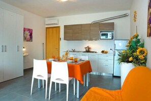 Studio | Woonruimte | Televisie