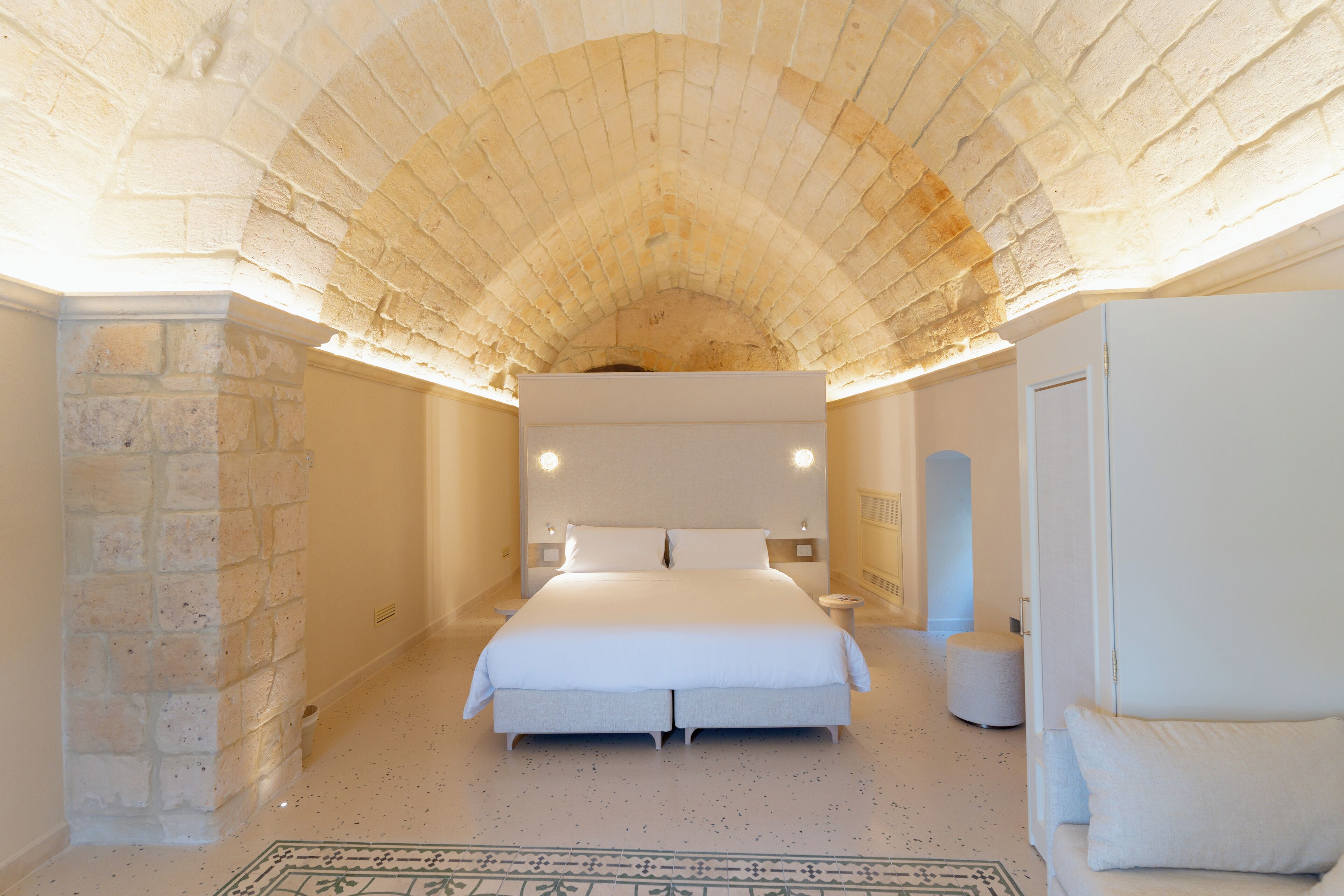 Suite estudio familiar | Ropa de cama de alta calidad, minibar, sistema de insonorización