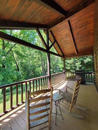 Exterior. New River Trail Cabins