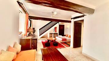 Appartement Duplex Familial | 2 chambres, décoration personnalisée, ameublement personnalisé