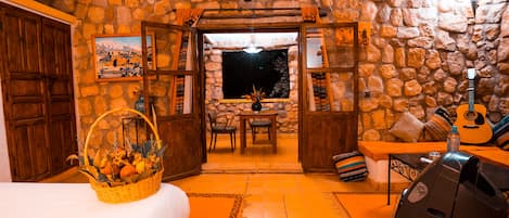 Deluxe Room | 2 bedrooms, individually decorated, individually furnished