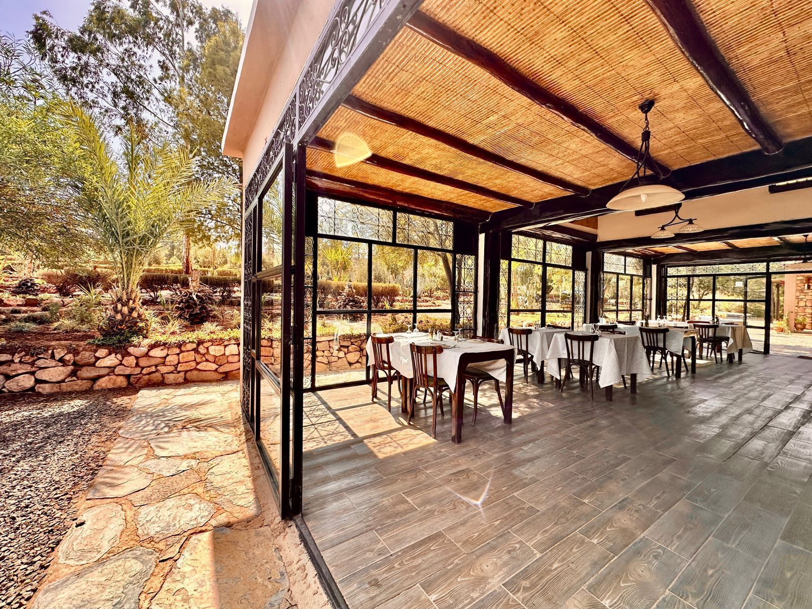 Se sirven desayunos, comidas, cenas y cocina marroquí 