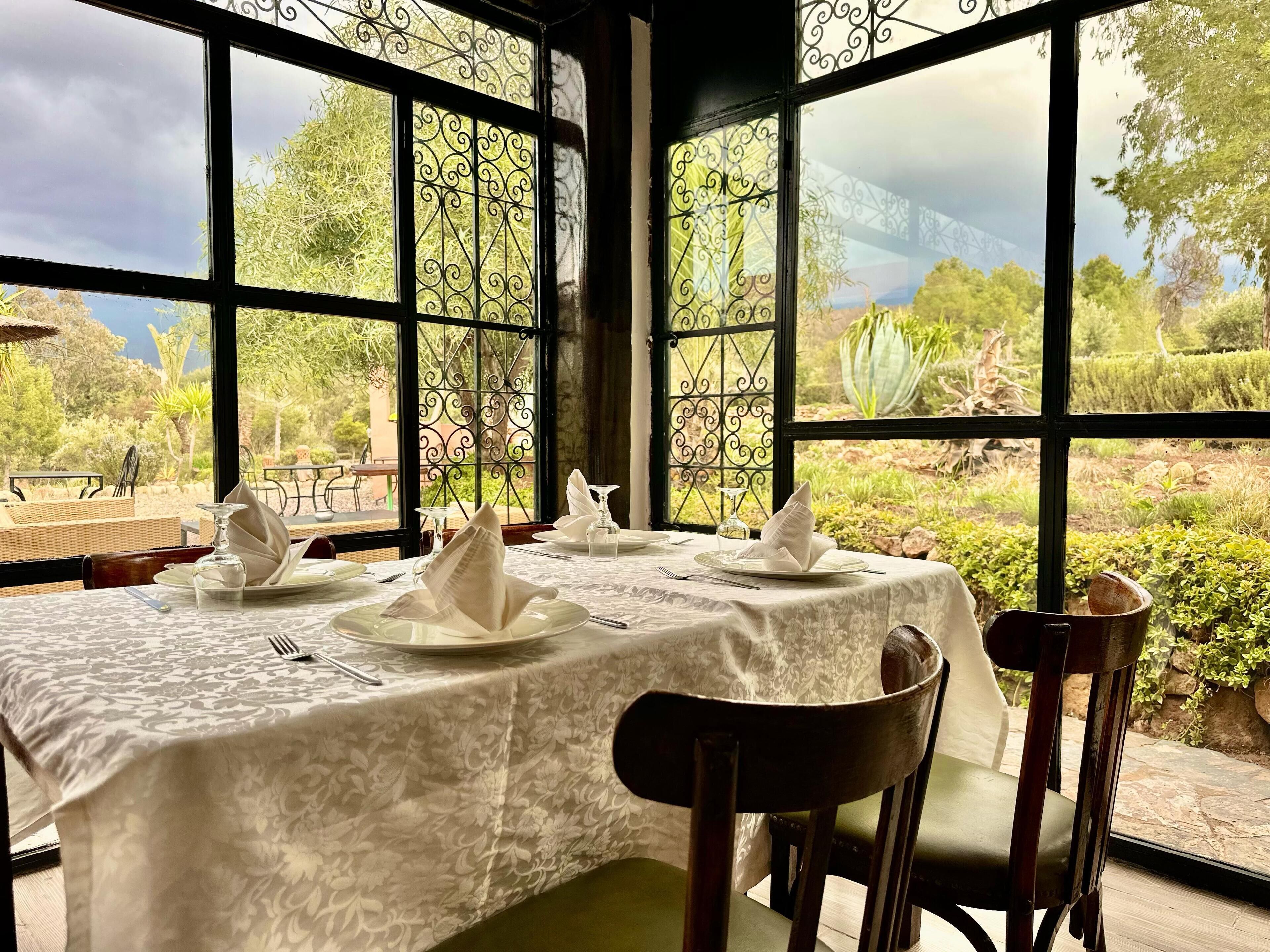 Se sirven desayunos, comidas, cenas y cocina marroquí 