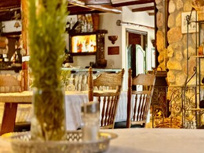 Frokost, lunsj og middag serveres, marokkanske retter