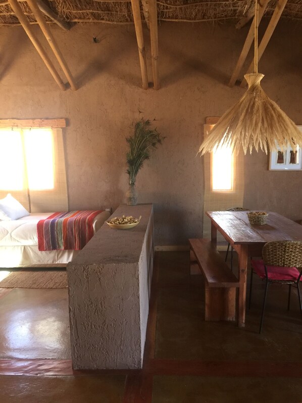 Standard Cottage, Terrace-( 6 Pax ) | Restauration dans la chambre