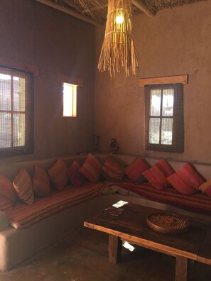 Standard Cottage, Terrace-( 4 Pax ) | Living area