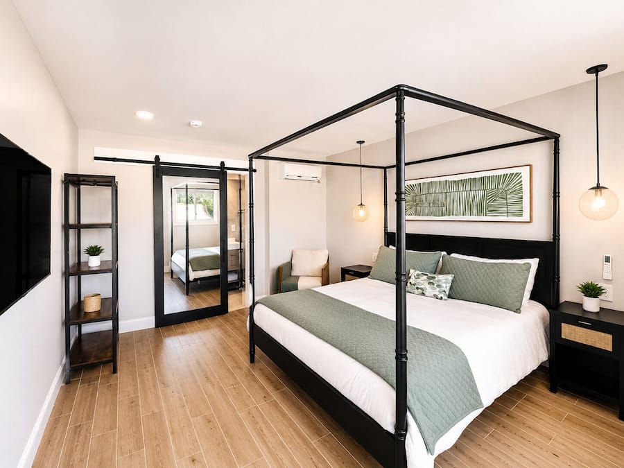 Wifi gratis y ropa de cama