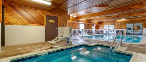 Indoor pool, pool loungers