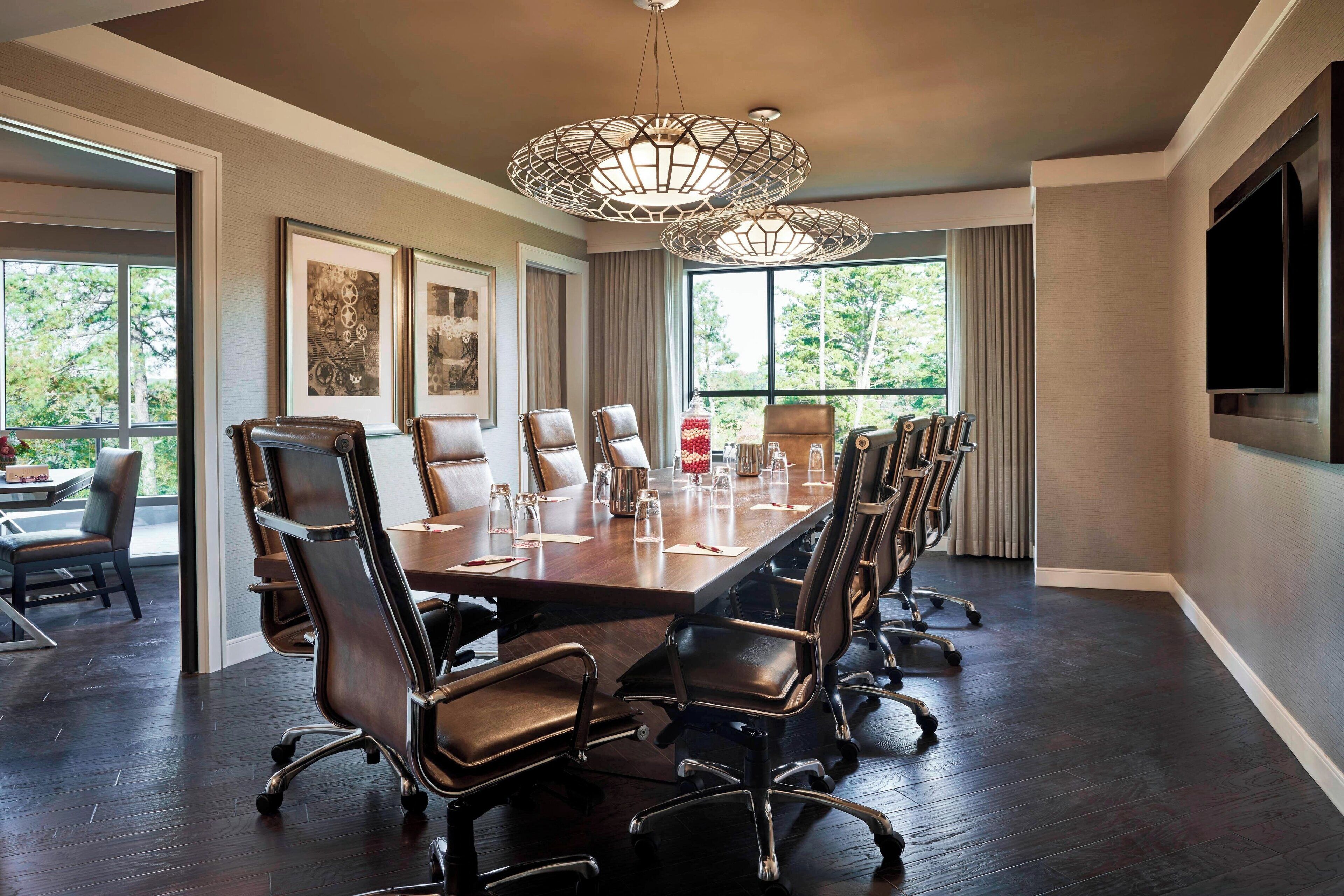 in-room safe, desk, iron/ironing board, free cots/infant beds