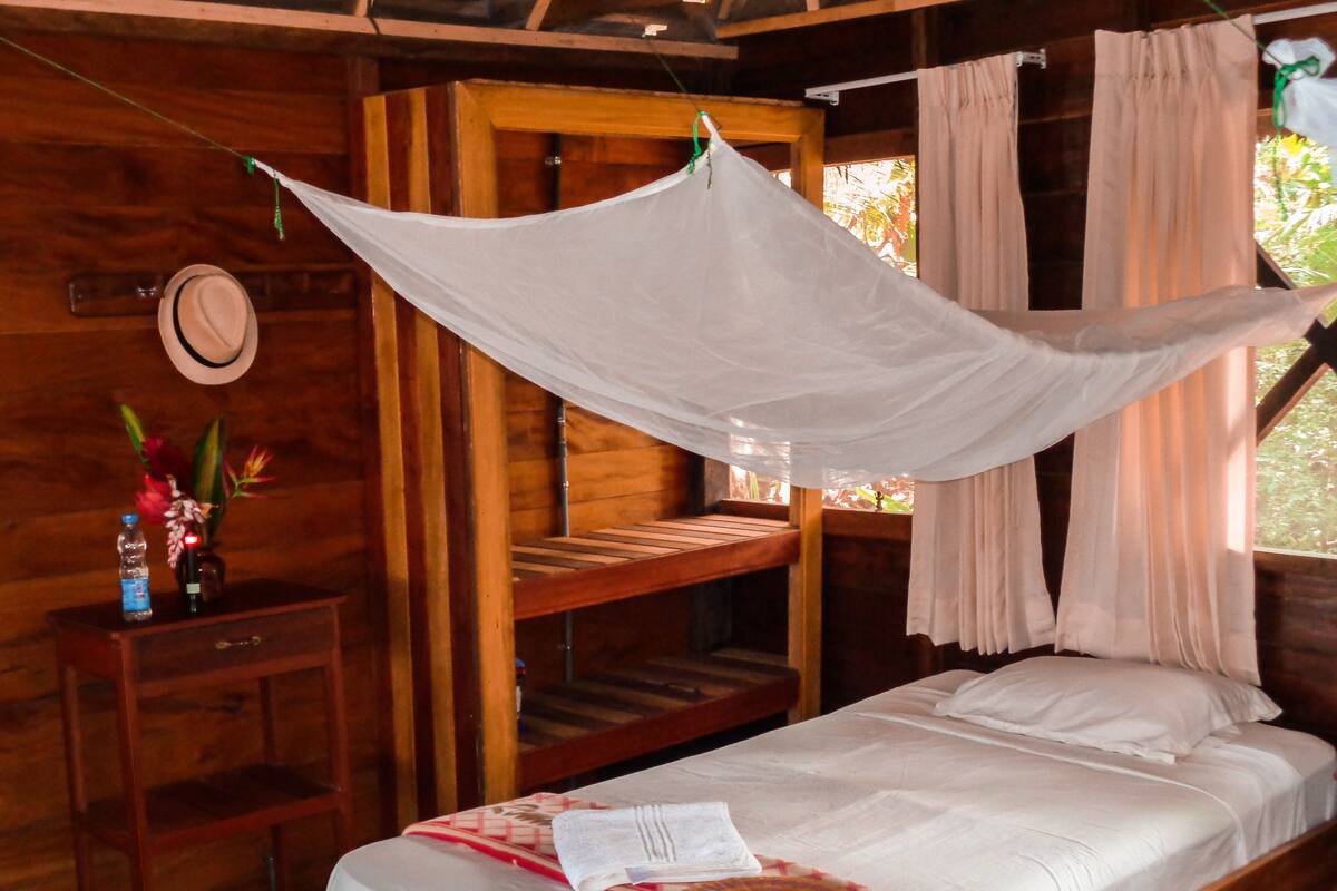 Bungalow, Single Use, 1 Double Bed | 免費 Wi-Fi、獨特裝修、床單
