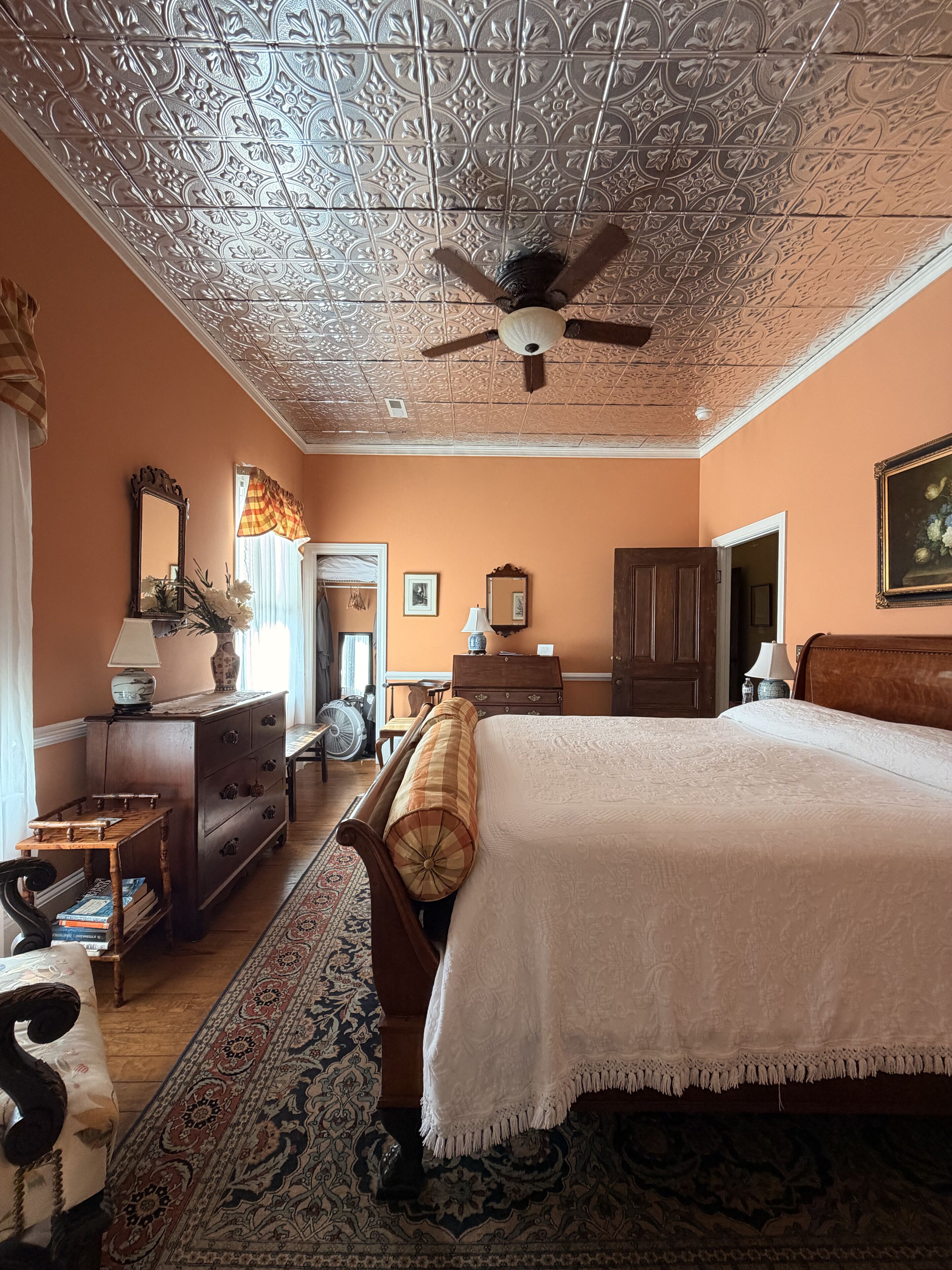 The Bates | Egyptian cotton sheets, premium bedding, down comforters, pillowtop beds