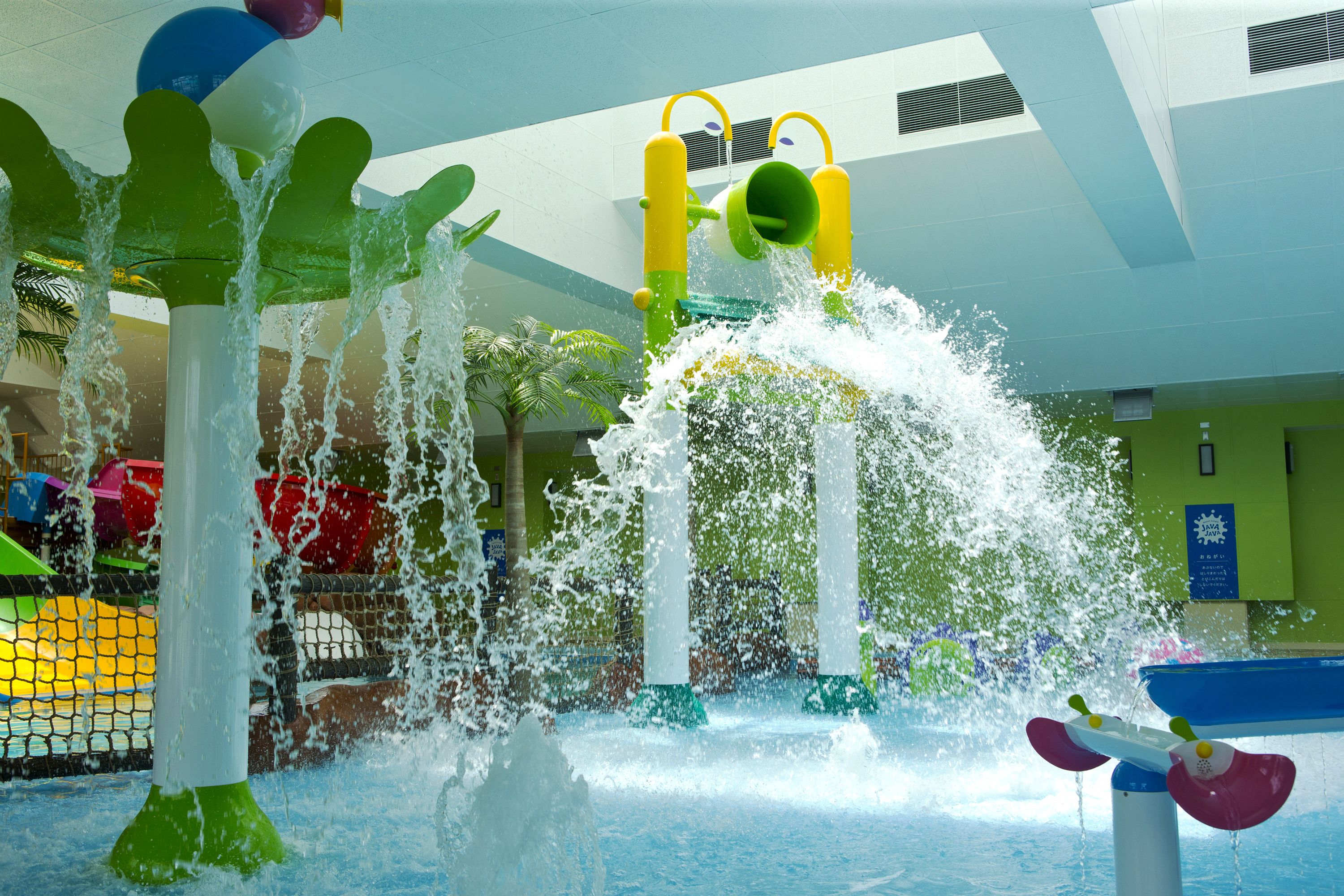 Seasonal outdoor pool, open 10:00 AM to 5:00 PM, lifeguards on site